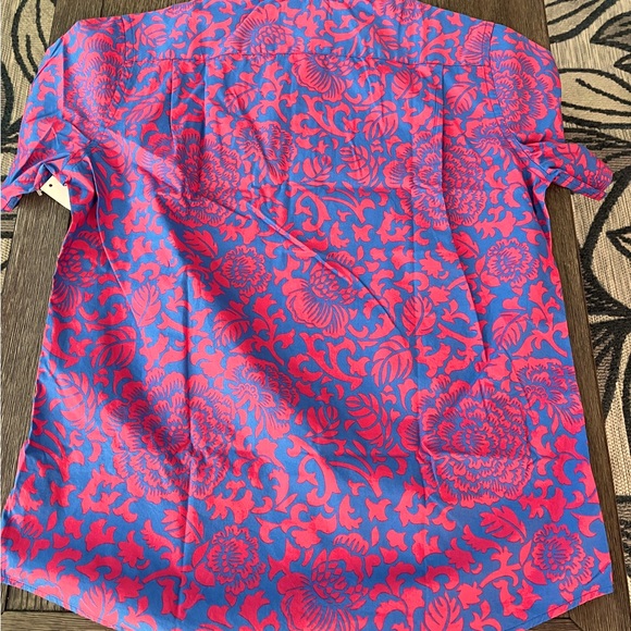 Amazon Essentials Button Down - Picture 10 of 11